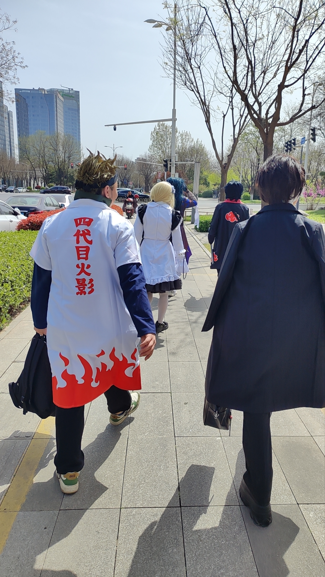 小去一下漫展